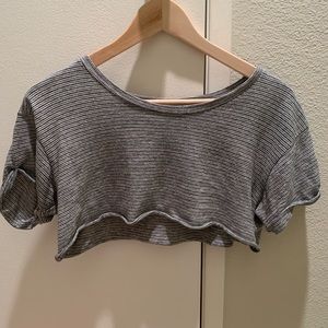 Emma & Sam Tops - Emma & Sam crop top Emma & Sam Tops - Emma & Sam crop top